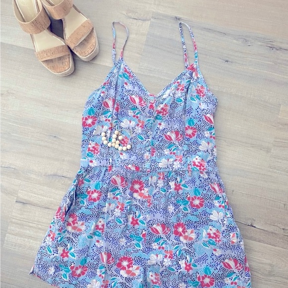 American Eagle Floral Romper XS - Picture 2 of 7